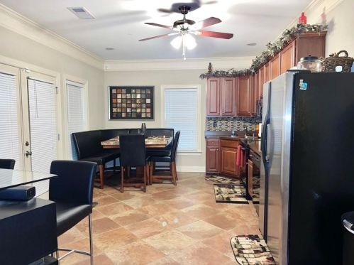 424 Harris Manor Dr, Atlanta GA  30311-2118 exterior