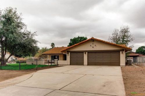 10812 Dollar Ct, Lakeside, CA 92040-1801