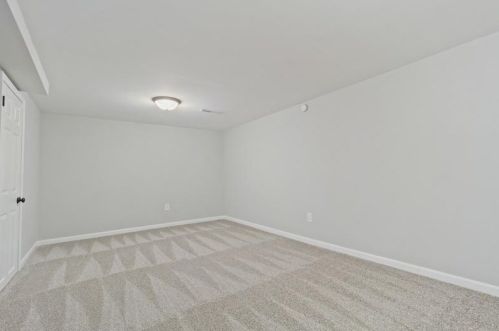 3759 Howard Ave, Saint Paul MN  55110-4726 exterior