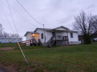 120 Unaka St, Greeneville, TN 37743-5712