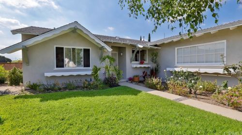 1057 Bradford Dr, Glendora, CA 91740-5301