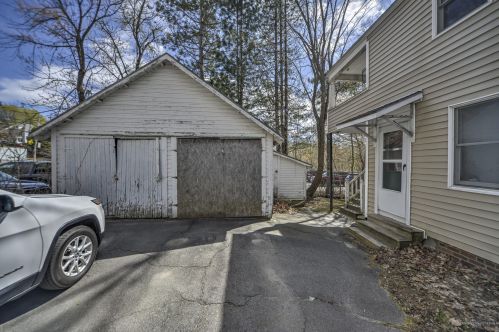3 Sturgis Ln, Augusta ME  04330-5733 exterior