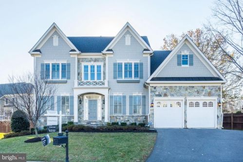 6193 Adeline Ct, Mc Lean, VA 22101-3169