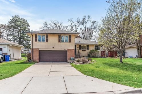 760 Iowa Ave, Saint Paul MN  55106-1018 exterior