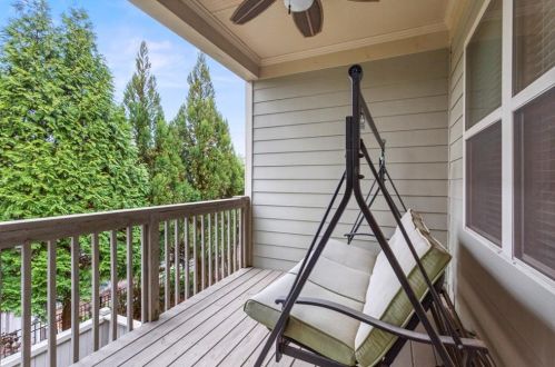 5568 High Point Rd, Atlanta GA  30342-5039 exterior