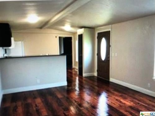 449 Cowey Ranch Rd, Seguin TX  78155-9431 exterior