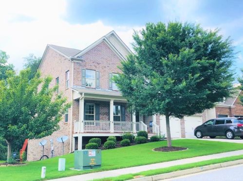 550 Nichols View Way, Suwanee GA  30024-8597 exterior