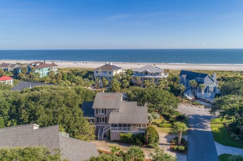 13 56th Ave, Isle Of Palms, SC 29451-2707