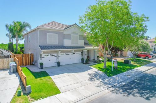 1746 Fir Dr, Los Banos CA 93635-5236 exterior