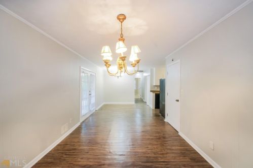5411 Louis Xiv Ln, Atlanta GA  30349-3456 exterior