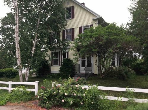 11 Lee St, Somersworth, NH 03878-2911