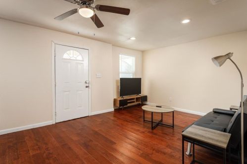 1011 Gallagher St, Dallas TX  75212-2808 exterior