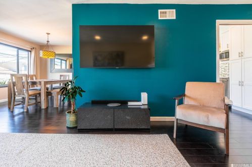 430 Girard St, San Francisco CA 94134-2110 exterior