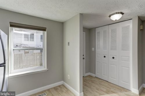 28 Avonshire Ct, Silver Spring MD 20904-6712 exterior