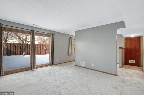 7878 Dunmore Rd, Saint Paul MN  55125-1612 exterior