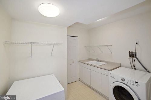 14813 Mistletoe Ct, Silver Spring MD  20905-5620 exterior