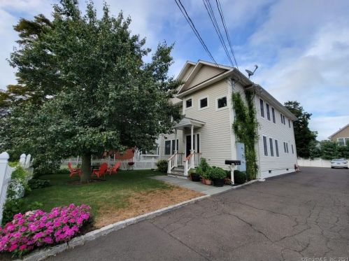 20 Charles St, Norwalk, CT 06855-1028