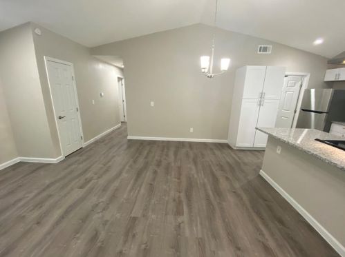 522 San Carlos Dr, Garland TX  75043-5132 exterior