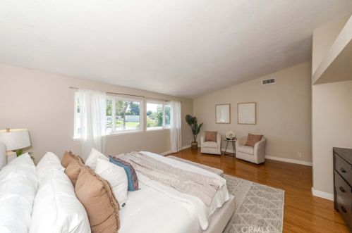 15192 Touraine Way, Irvine CA  92604-3150 exterior