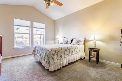 6654 Rome St, Aurora CO 80016-6023 exterior