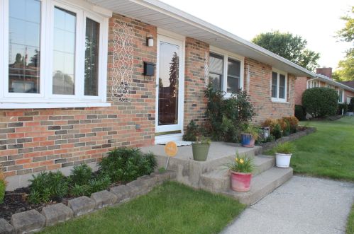 4205 Camelot Dr, Springfield, OH 45503-6309