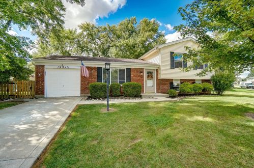 12015 Gaylord Dr, Cincinnati, OH 45240-1109