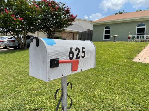 625 Admiralty Way, Fort Worth TX  76108-3902 exterior