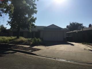 320 Miami Ave, Fresno, CA 93727-3519