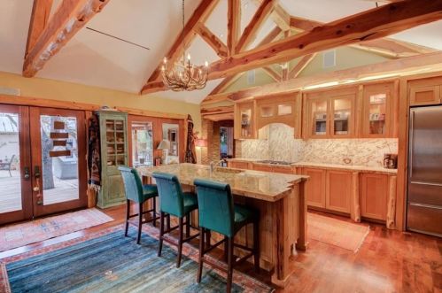 5808 Beacon Dr, Austin TX  78734-1416 exterior