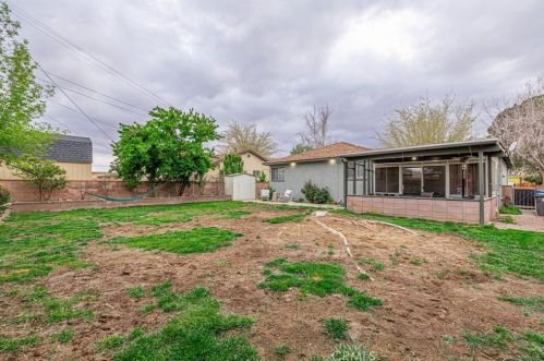 44426 Lowtree Ave, Lancaster CA  93534-2918 exterior