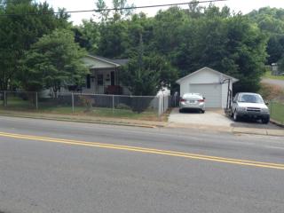 750 5th St, Jellico, TN 37762-2602