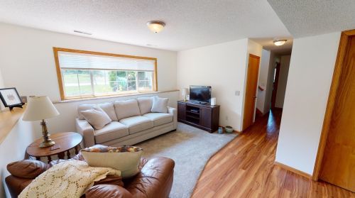 7322 31st St, Saint Paul MN  55128-4030 exterior