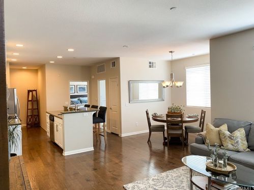 16081 Lancet Dr, Whittier, CA 90603-2597