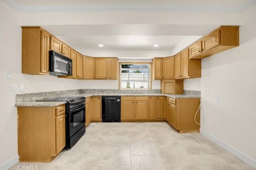 2517 Kendall St, La Verne, CA 91750-3713