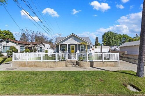 4341 1st St, Riverside, CA 92501-2307