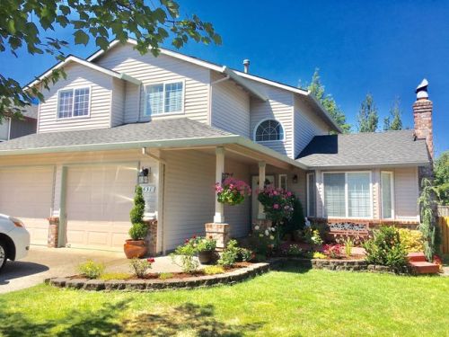 431 17th St, Wood Village, OR 97060-3201