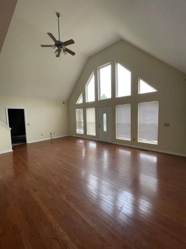 337 Colston Dr, Toccoa, GA 30577-4950