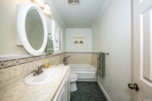 1851 Random Dr, Anaheim CA  92804-2664 exterior