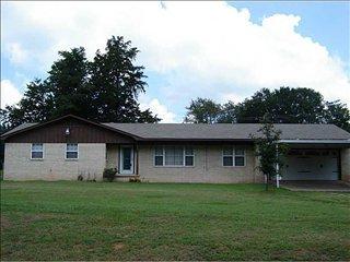 844 Dean Springs Rd, Alma, AR 72921-8070