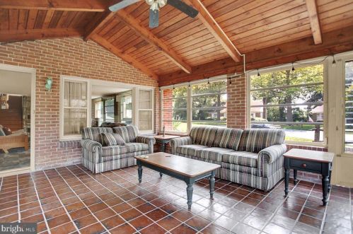 57 Springhouse Rd, Lancaster PA  17603-6619 exterior