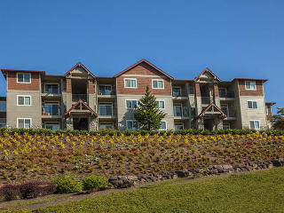 9701 Johnson Creek Blvd, Happy Valley OR  97086-3658 exterior
