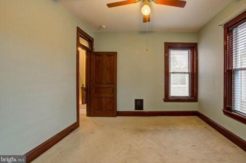 827 Walnut St, Lancaster PA  17602-2436 exterior