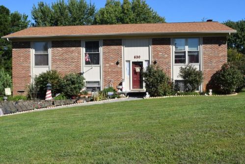 630 Catalpa St, Seymour, TN 37865-5609