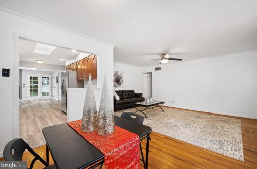 236 Memorial Ave, Haddonfield NJ 08033-2952 exterior