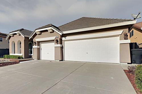 3405 Lovatti Ct, Modesto, CA 95355-7837