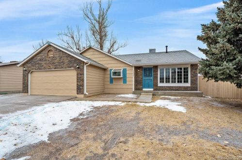 14930 45th Ave, Denver, CO 80239-5180