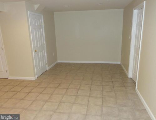 22 Crawford Dr, Charles Town WV 25414-6502 exterior