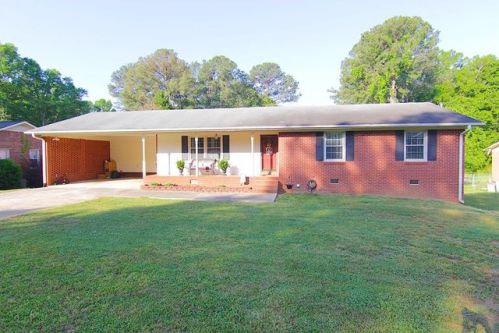 115 Anderson Dr, Greenwood, SC 29646-9222