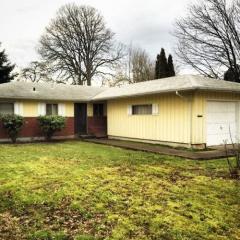 3815 Willis Blvd, Portland OR  97203-3641 exterior