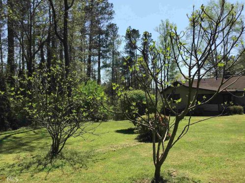 6 Old Ivy Rd, Stockbridge GA  30281-2130 exterior